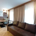 Golden Star - Premium Apartmanhotel 4*