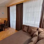 Golden Star - Premium Apartmanhotel 4*