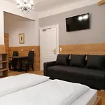 Golden Star - Premium Aparthotel 4*