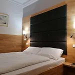 Aparthotel Golden Star - Premium Melk