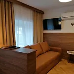 Golden Star - Premium Aparthotel 4*