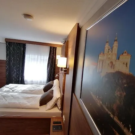 Golden Star - Premium 4*