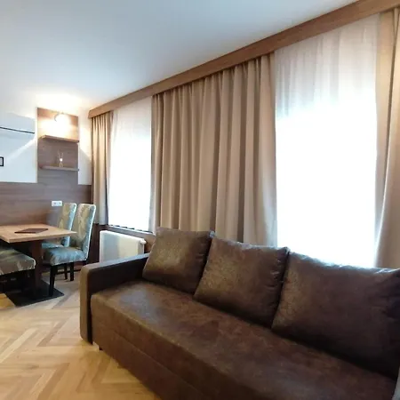 Golden Star - Premium Apartmanhotel 4*