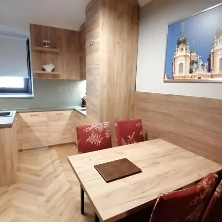 Golden Star - Premium 4* Melk