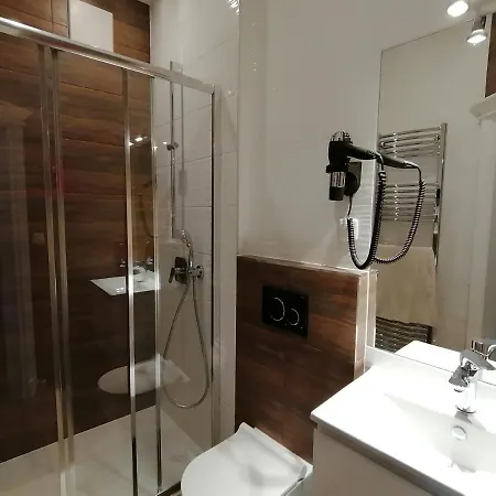 Golden Star - Premium Aparthotel