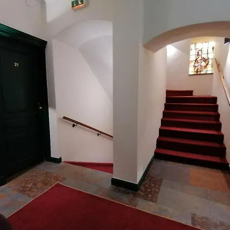 Golden Star - Premium Aparthotel 2*