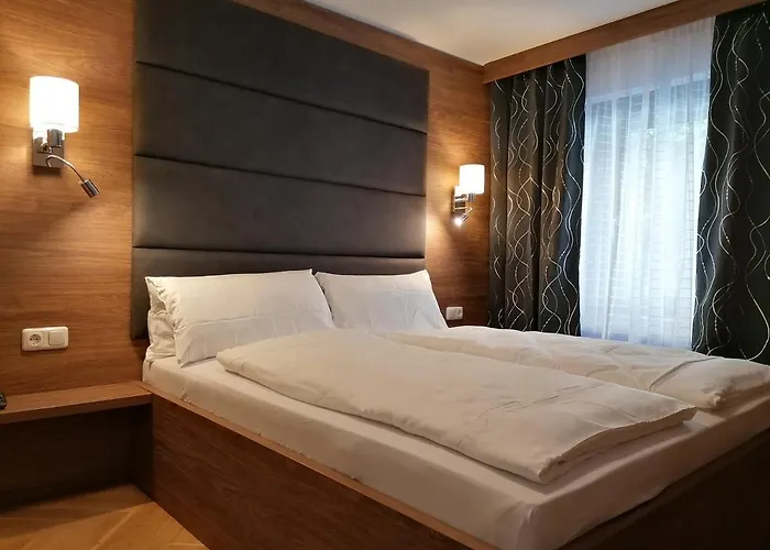 Golden Star - Premium 4*