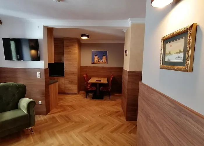 Golden Star - Premium Apartahotel