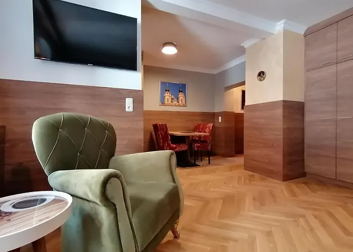Golden Star - Premium Apartahotel