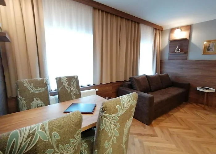 아파트호텔 Golden Star - Premium 4*